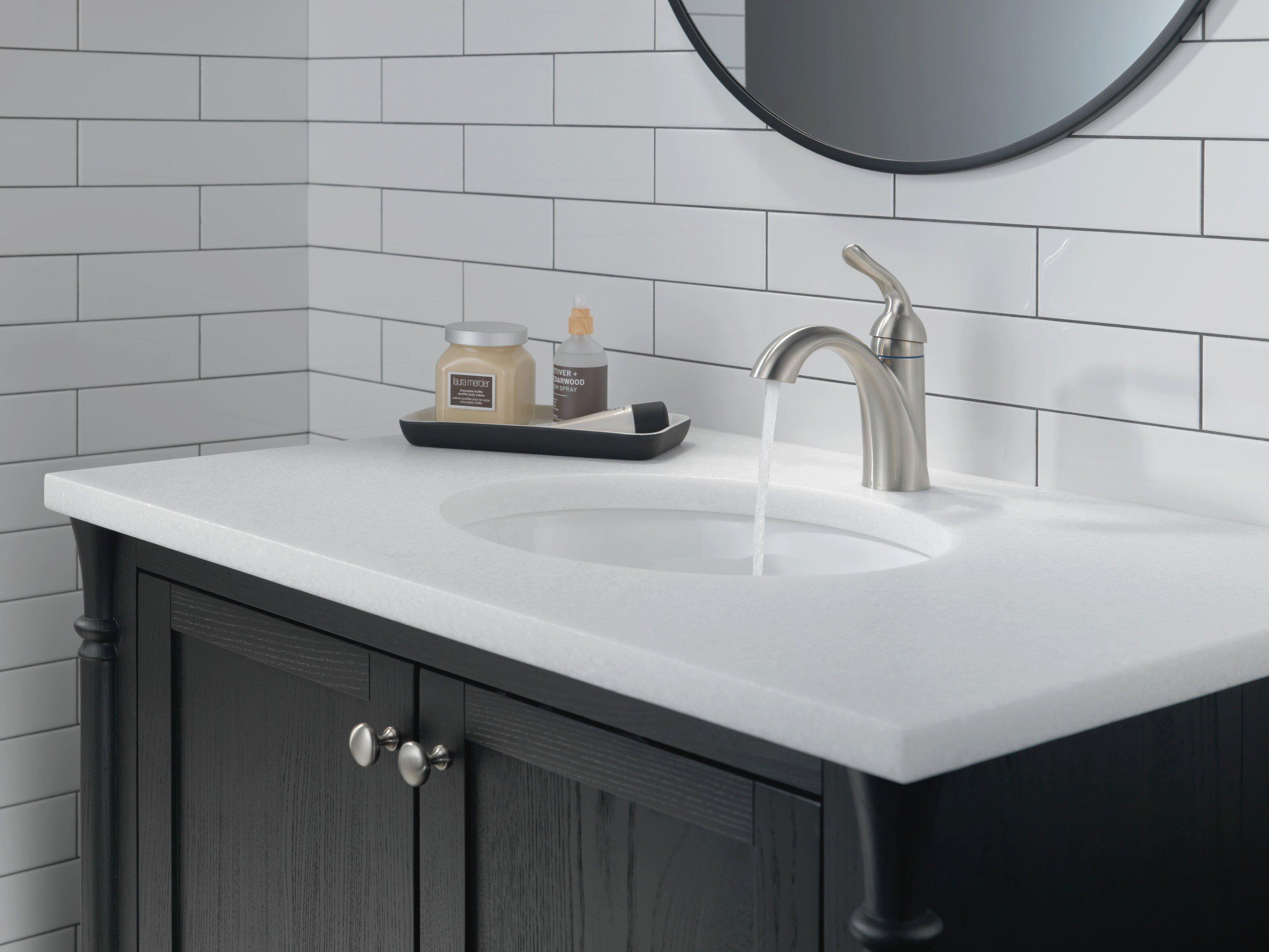 Delta Faucet Brilliance Stainless Single Handle Centerset Bathroom Sink Faucet 