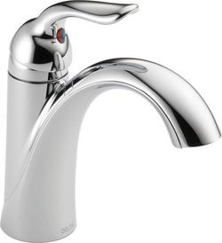 Single Handle Centerset Bathroom Sink Faucet in Chrome