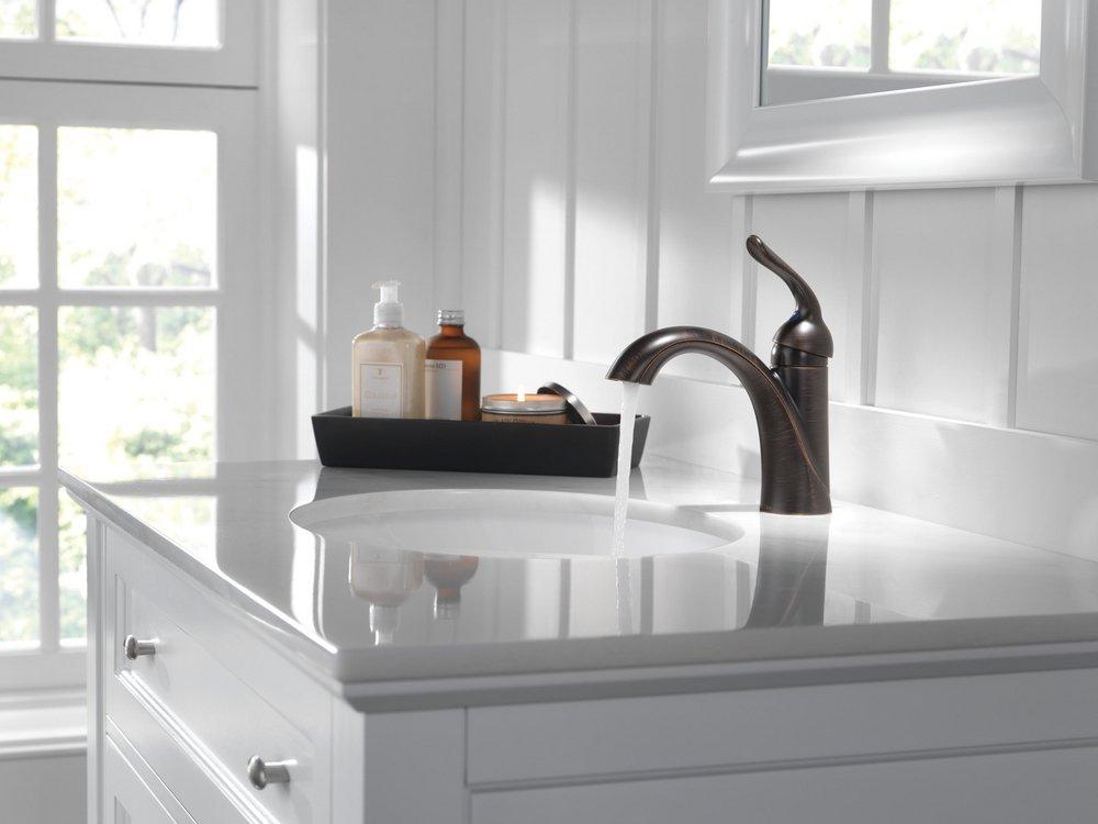 Delta Faucet Venetian Bronze Single Handle Centerset Bathroom Sink Faucet with Pop-Up Drain Assembly 