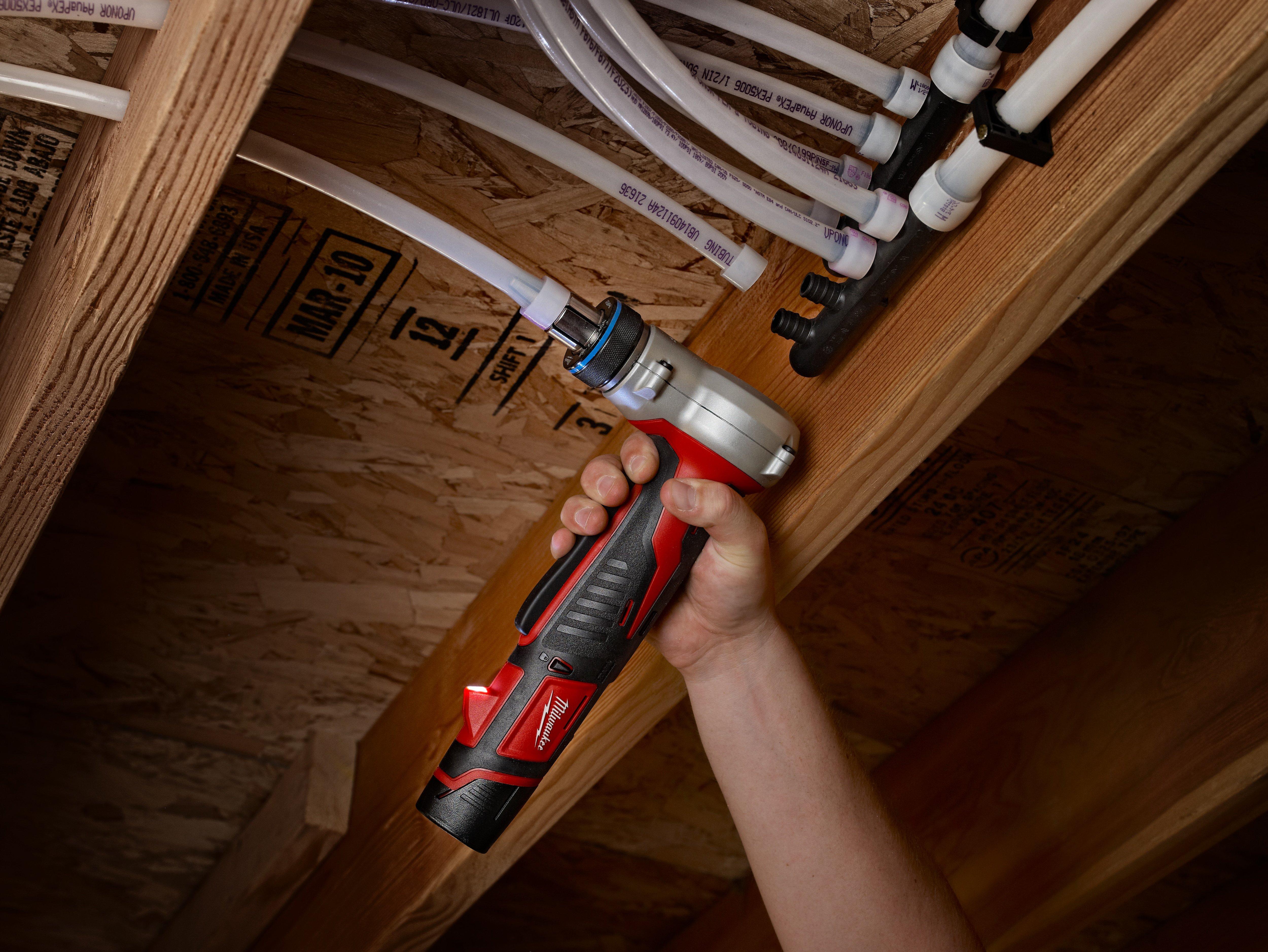 Milwaukee&reg; Red 7-1/2 x 3/8 - 1 in. Expansion Tool Kit 