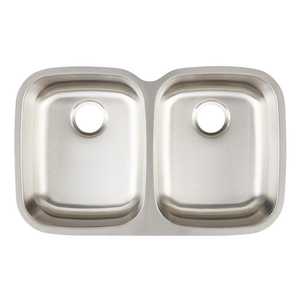 Signature Hardware Brushed Stainless Steel 32-13/16 x 20-3/8 in. No Hole Stainless Steel Double Bowl Undermount Kitchen Sink 