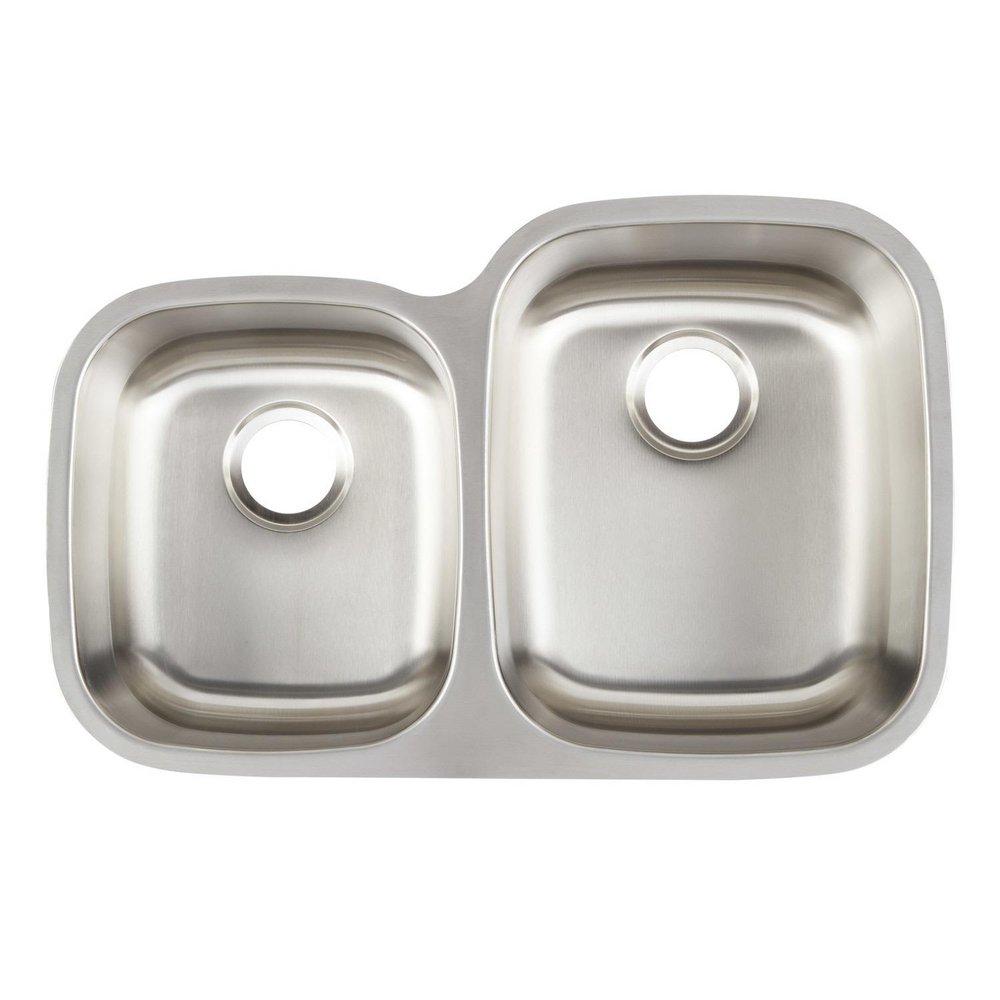 Signature Hardware Brushed Stainless Steel 31-5/8 x 20-5/16 in. No Hole Stainless Steel Double Bowl Undermount Kitchen Sink 