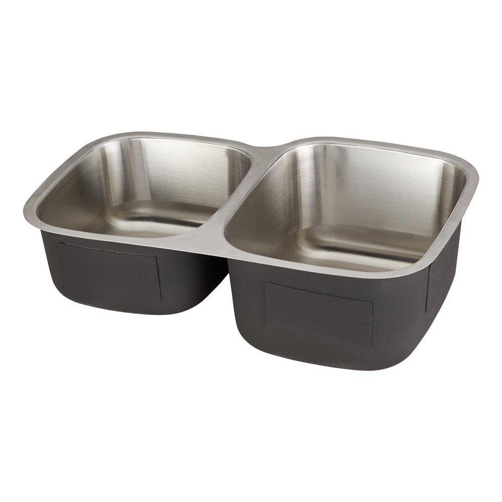 Signature Hardware Brushed Stainless Steel 31-5/8 x 20-5/16 in. No Hole Stainless Steel Double Bowl Undermount Kitchen Sink 