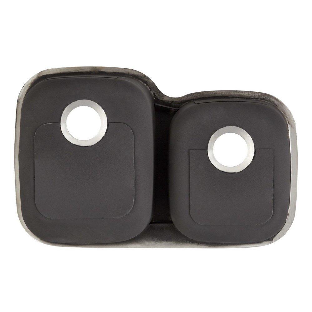 Signature Hardware Brushed Stainless Steel 31-5/8 x 20-5/16 in. No Hole Stainless Steel Double Bowl Undermount Kitchen Sink 