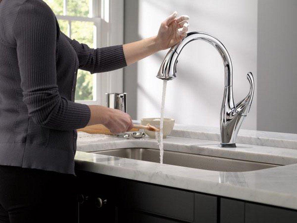Delta Faucet Chrome Single Handle Pull Down Touch Activated Kitchen Faucet 
