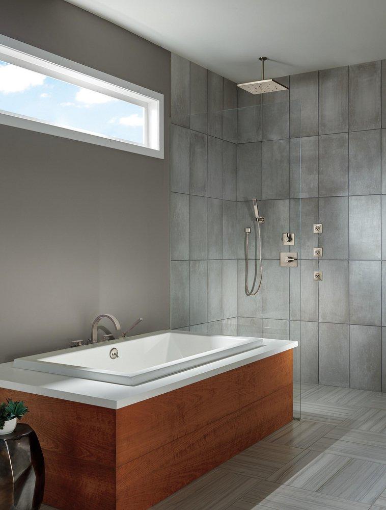 Delta Faucet Brilliance&reg; Stainless 6-Setting Diverter 