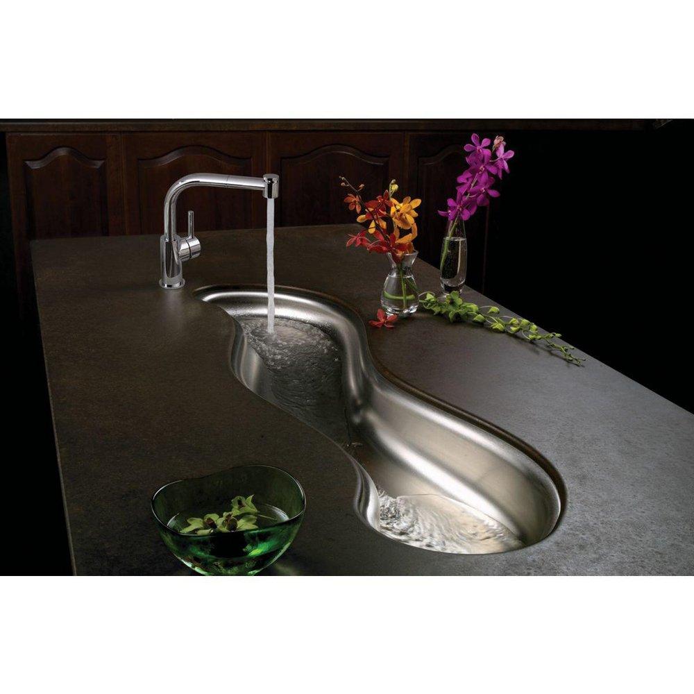 Elkay Polished Chrome 1-Hole Pull-Out Spray Kitchen Faucet with Single Lever Handle 