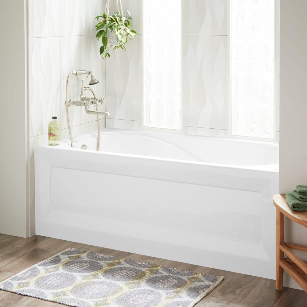 Signature Hardware White 59-3/4 x 32 in. Soaker Alcove Bathtub with Right Drain 