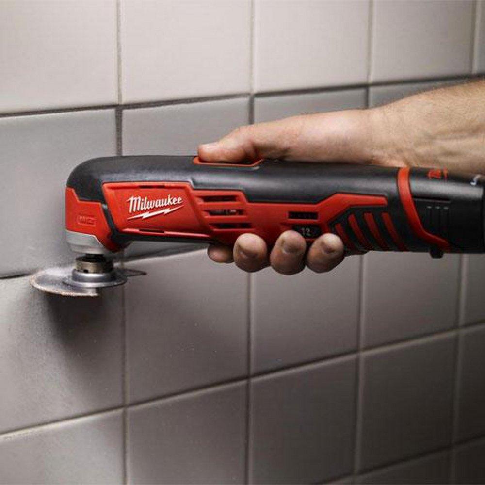 Milwaukee&reg; Black Oscillating Multi-Tool 