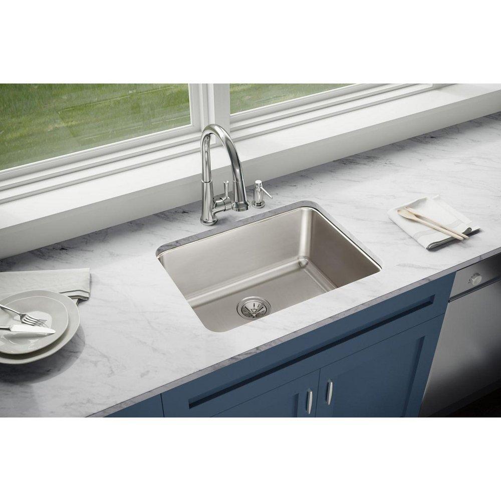 Elkay Lustrous Satin 25-1/2 x 19-1/4 in. No Hole Stainless Steel Single Bowl Undermount Kitchen Sink 