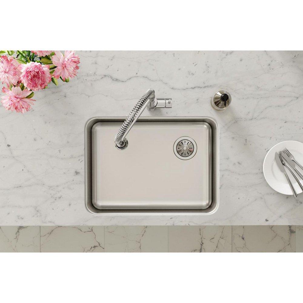 Elkay Lustrous Satin 25-1/2 x 19-1/4 in. No Hole Stainless Steel Single Bowl Undermount Kitchen Sink 