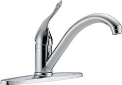 Single Handle Kitchen Faucet in Chrome