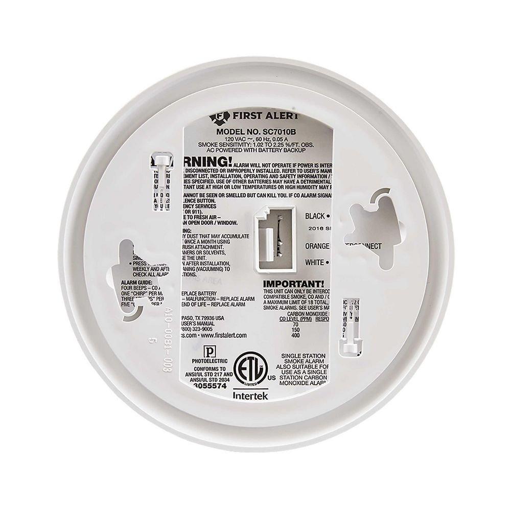 First Alert White AC/DC Smoke/Carbon Monoxide Combo Alarm 