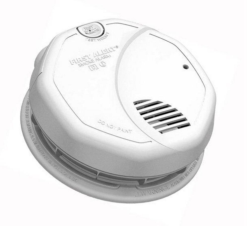 First Alert White AC Photo/Ion Smoke Alarm w/Battery backup 