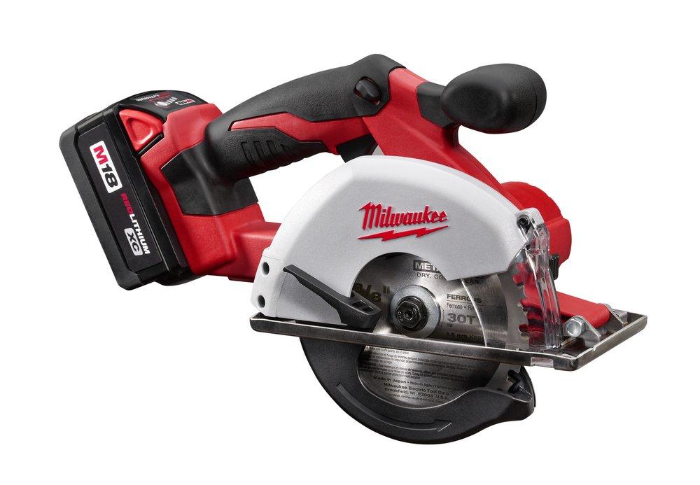 Milwaukee&reg; Black Cordless 4 Amp 5-3/8 in. Circular Saw Tool Kit 