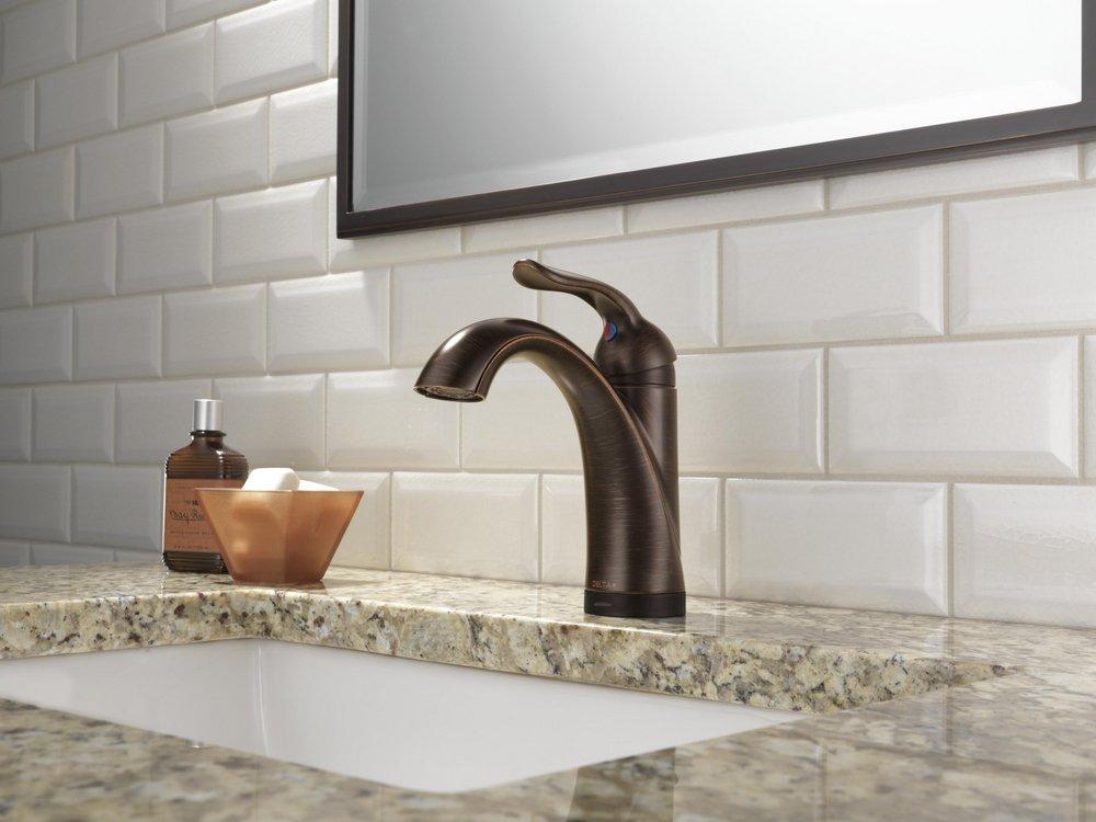 Delta Faucet Venetian Bronze Single Handle Centerset Bathroom Sink Faucet 