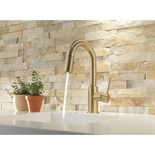 Delta Faucet Champagne Bronze Single Handle Pull Down Kitchen Faucet 