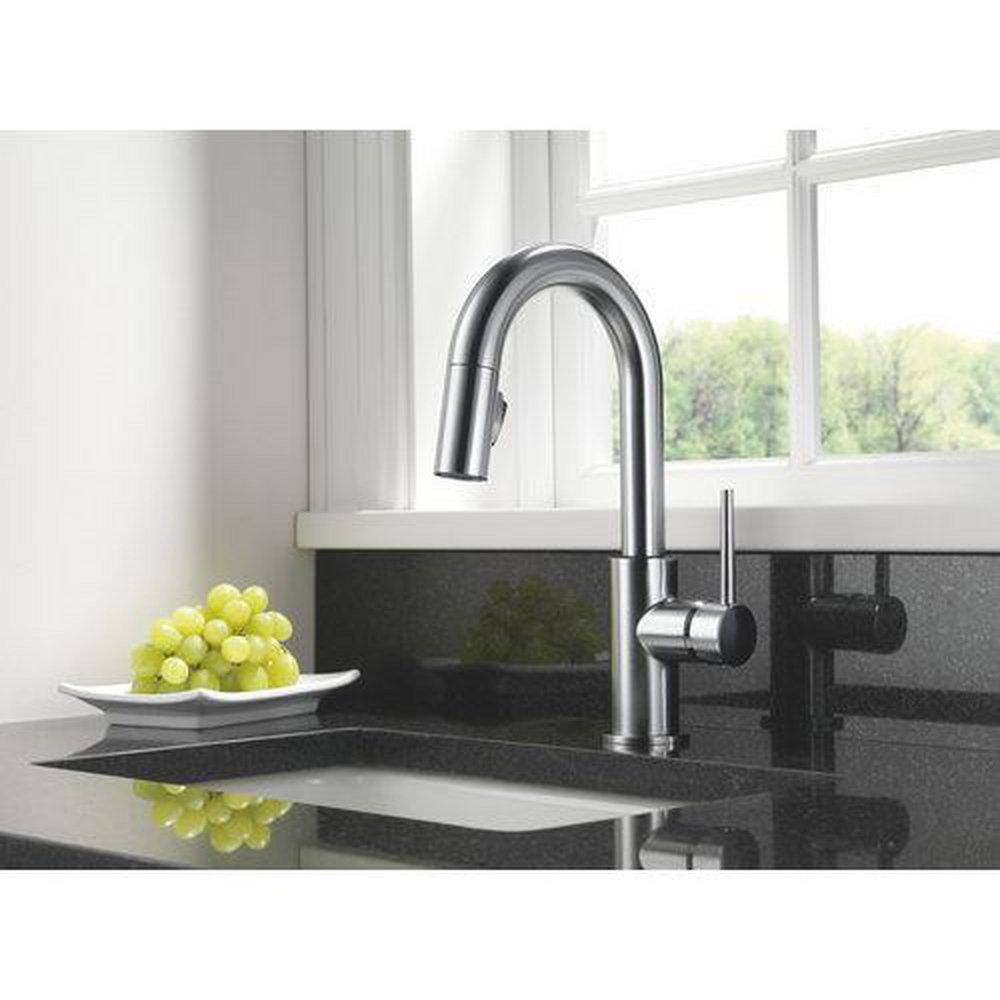 Delta Faucet Arctic Stainless Single Handle Pull Down Kitchen Faucet 