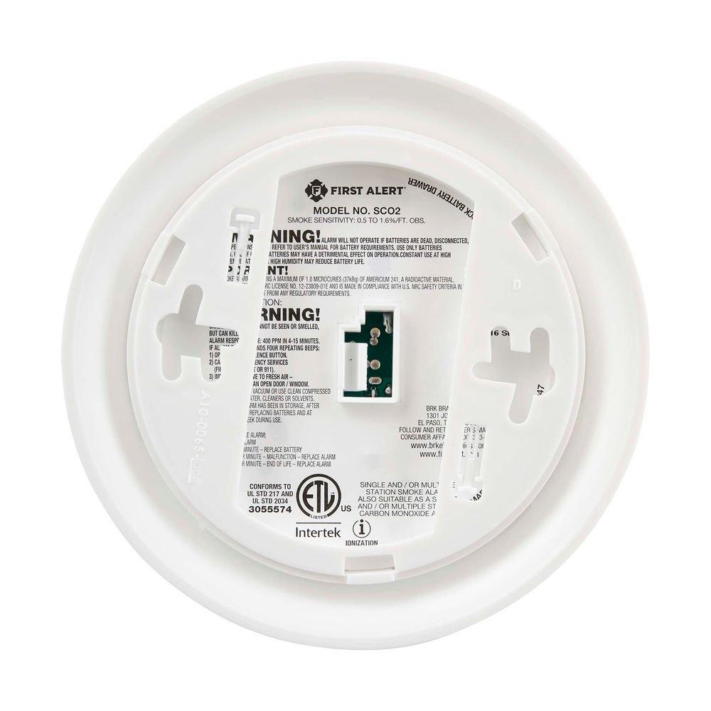 BRK Electronics White 9V Power Smoke and  Carbon Monoxide Combination Alarm 