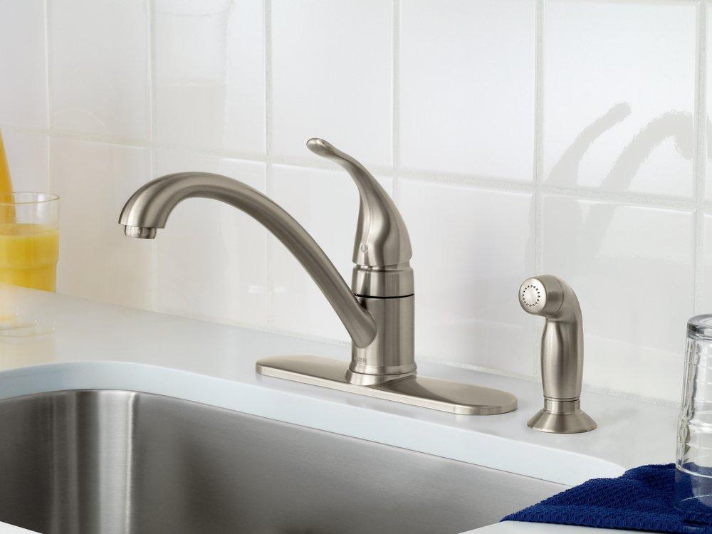 Moen Spot Resist&trade; Stainless Single Handle Kitchen Faucet 