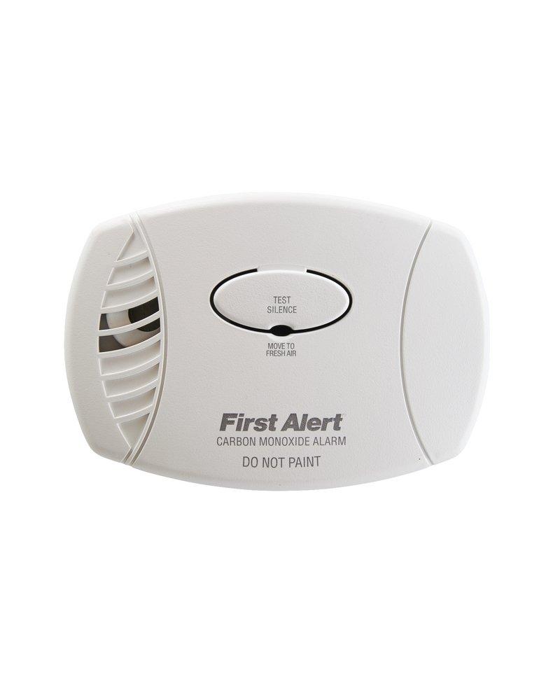 BRK Electronics White Plug-In Carbon Monoxide Alarm 