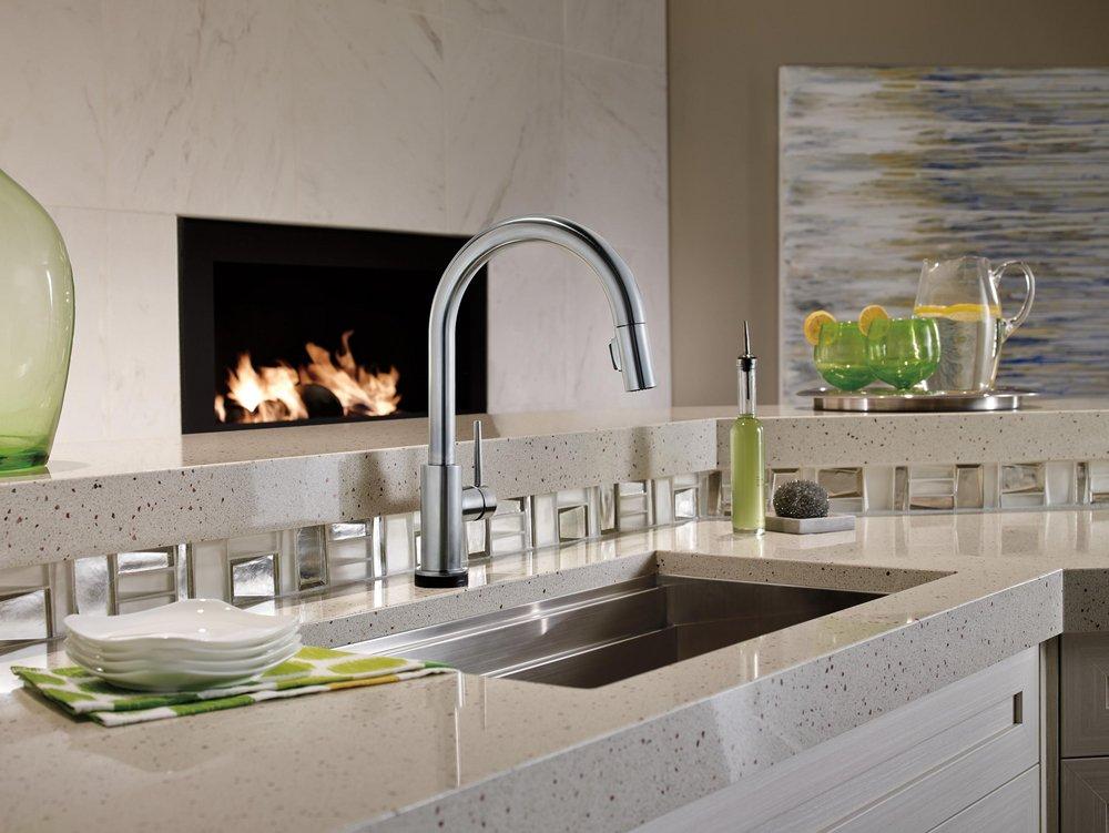 Delta Faucet Arctic Stainless Single Handle Pull Down Touch Activated Kitchen Faucet 