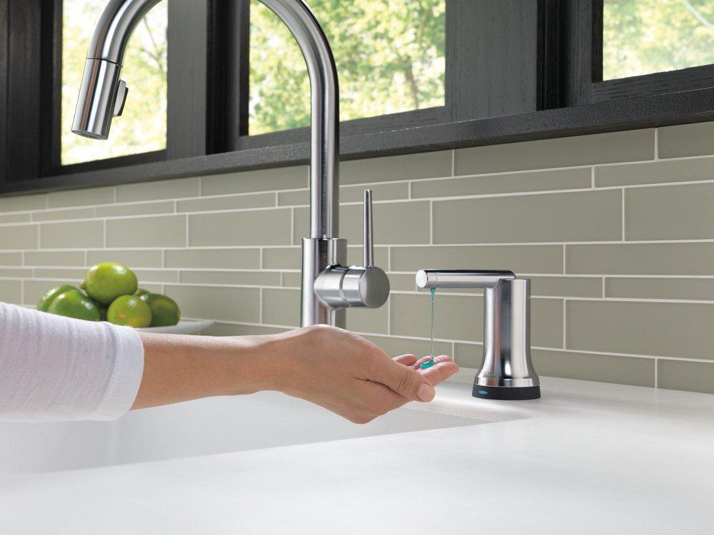Delta Faucet Arctic Stainless Single Handle Pull Down Touch Activated Kitchen Faucet 