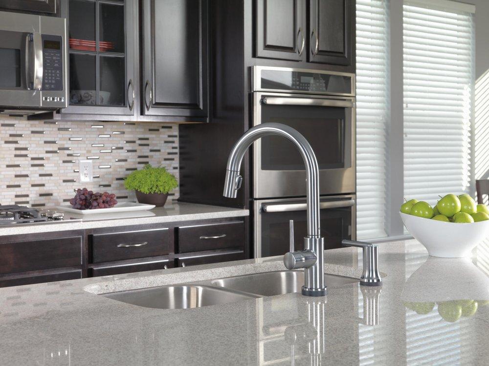 Delta Faucet Arctic Stainless Single Handle Pull Down Touch Activated Kitchen Faucet 