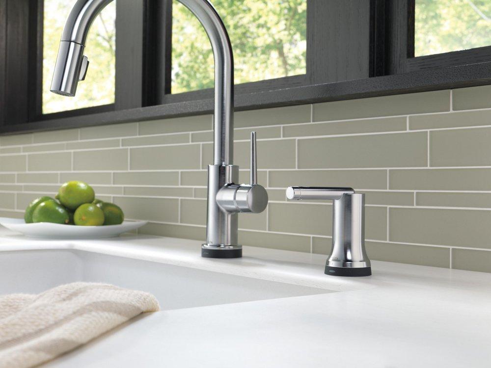 Delta Faucet Arctic Stainless Single Handle Pull Down Touch Activated Kitchen Faucet 