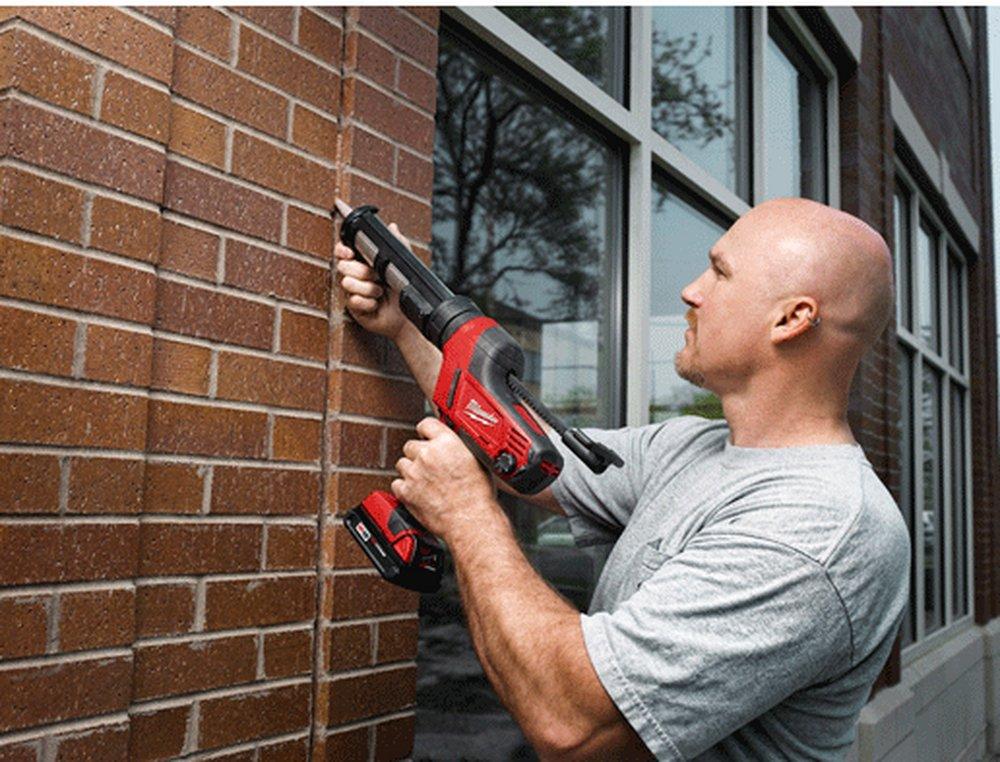 Milwaukee&reg; Red Caulk and Adhesive Cordless Gun 