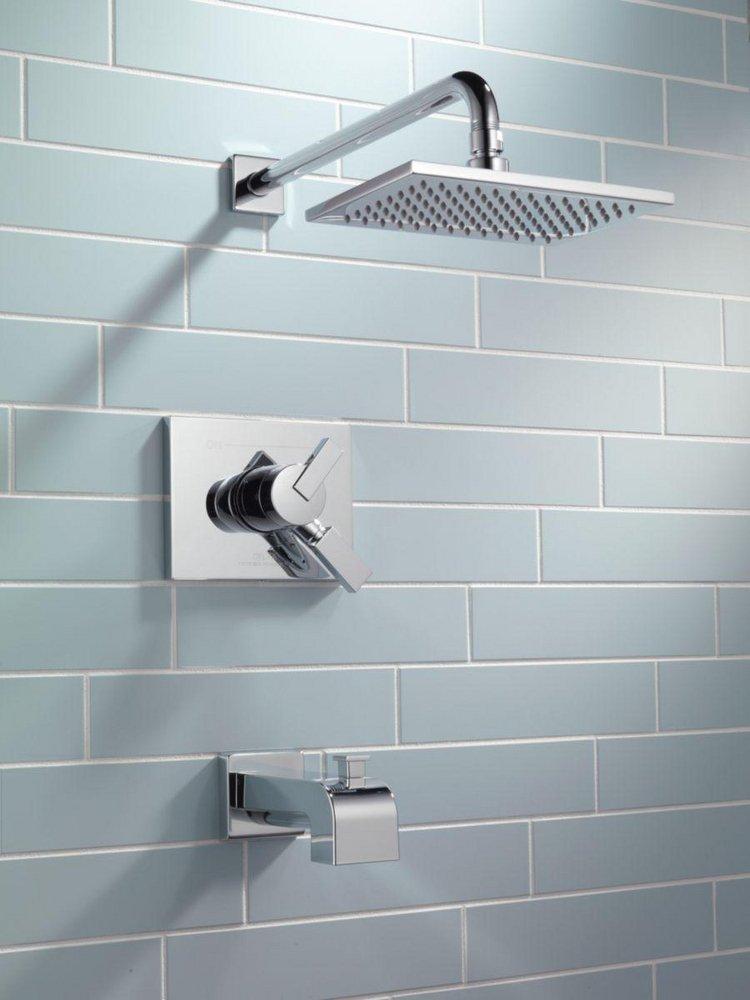 Delta Faucet Brilliance Champagne Bronze Two Handle Single Function Bathtub & Shower Faucet (Trim Only) 