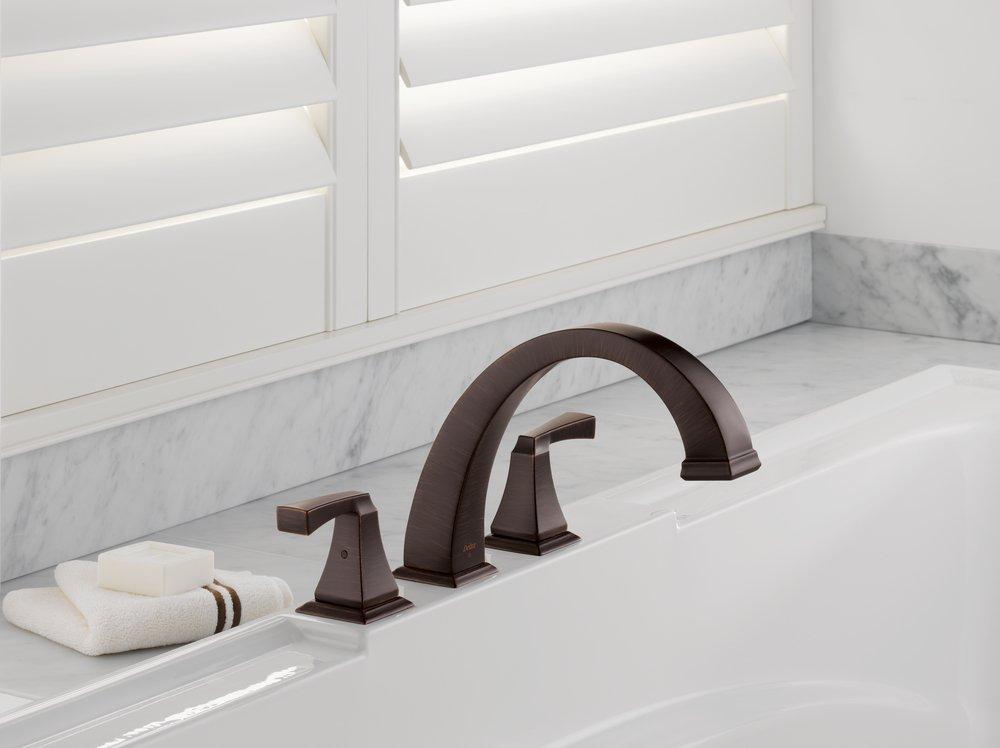 Delta Faucet Brilliance Champagne Bronze Two Handle Roman Tub Faucet (Trim Only) 