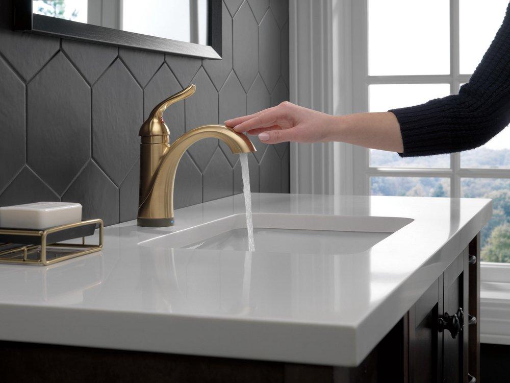 Delta Faucet Brilliance Champagne Bronze Single Handle Centerset Sensor Bathroom Sink Faucet 