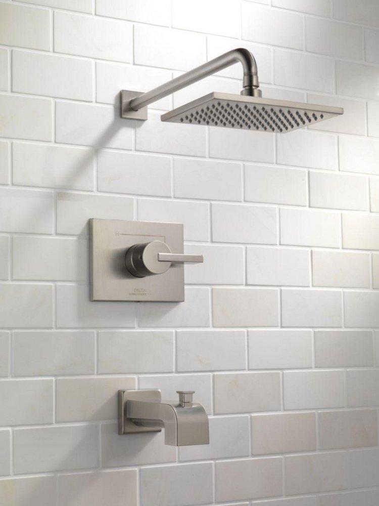 Delta Faucet Brilliance Champagne Bronze Single Handle Single Function Bathtub & Shower Faucet (Trim Only) 