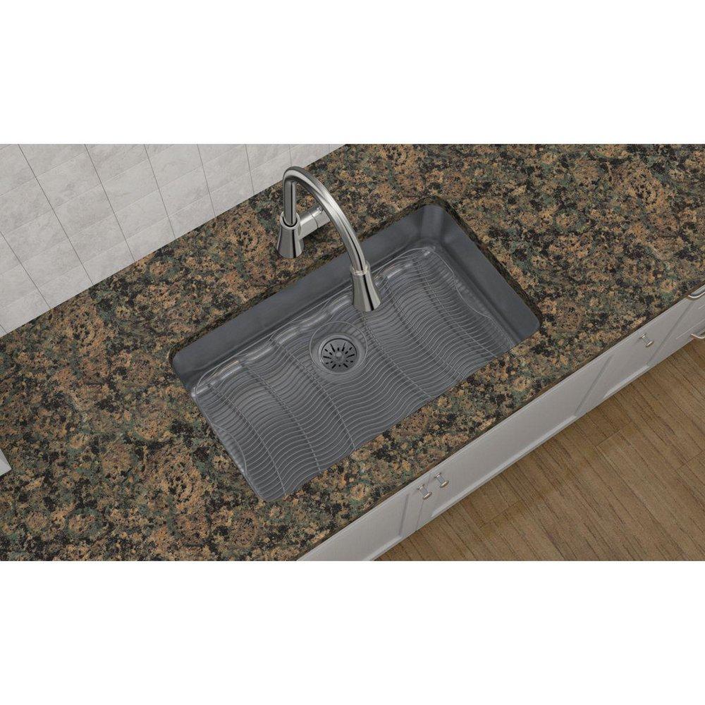 Elkay Lustrous Satin 30-1/2 x 18-1/2 in. No Hole Stainless Steel Single Bowl Undermount Kitchen Sink 