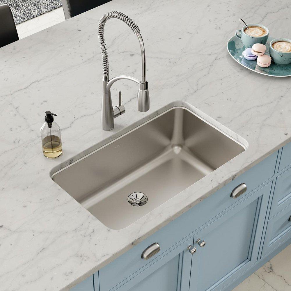 Elkay Lustertone 30-1/2 x 18-1/2 in. No Hole Stainless Steel Single Bowl Undermount Kitchen Sink 