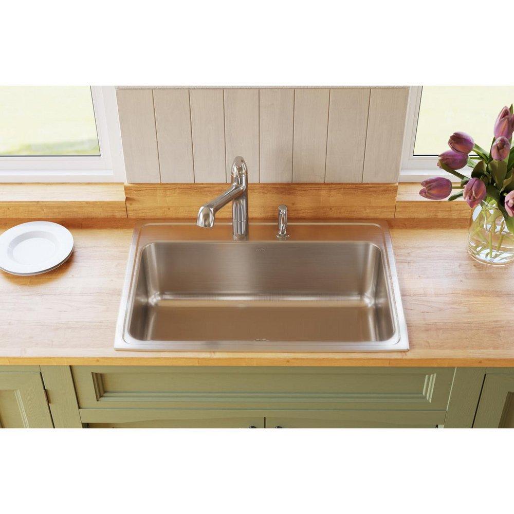 Elkay Lustrous Satin 31 x 22 in. Stainless Steel Single Bowl Drop-in Kitchen Sink in Lustrous Satin 