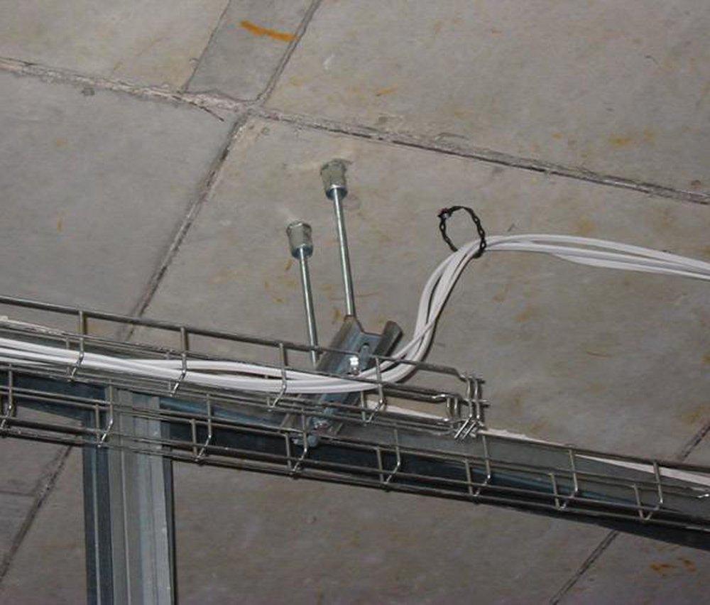 nVent CADDY Electrogalvanized Steel Screw 