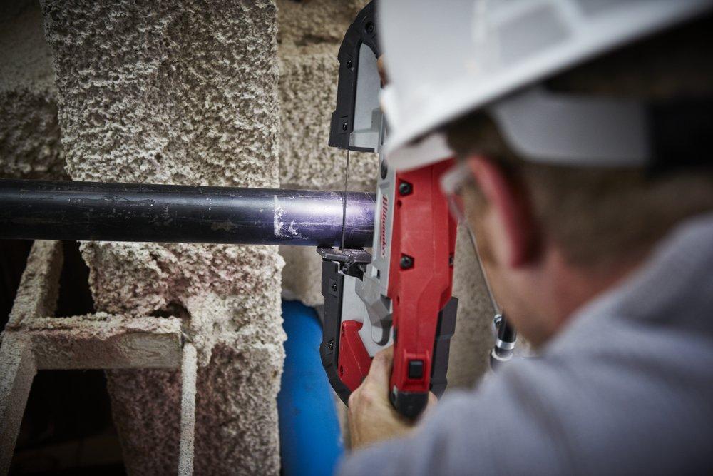 Milwaukee® Red Deep Cut Variable Speed Band Saw Kit 