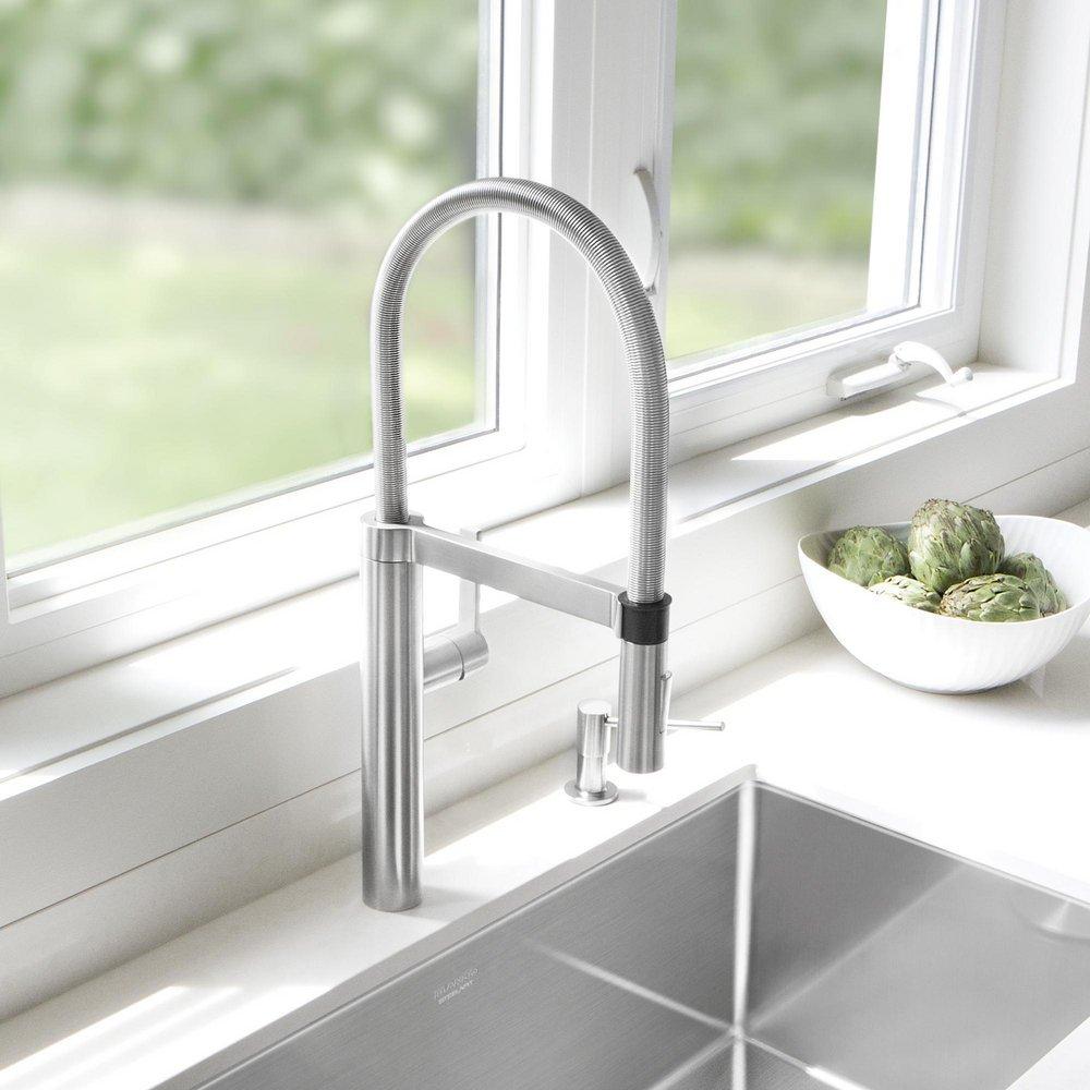 BLANCO Classic Steel Single Handle Pull Down Kitchen Faucet 
