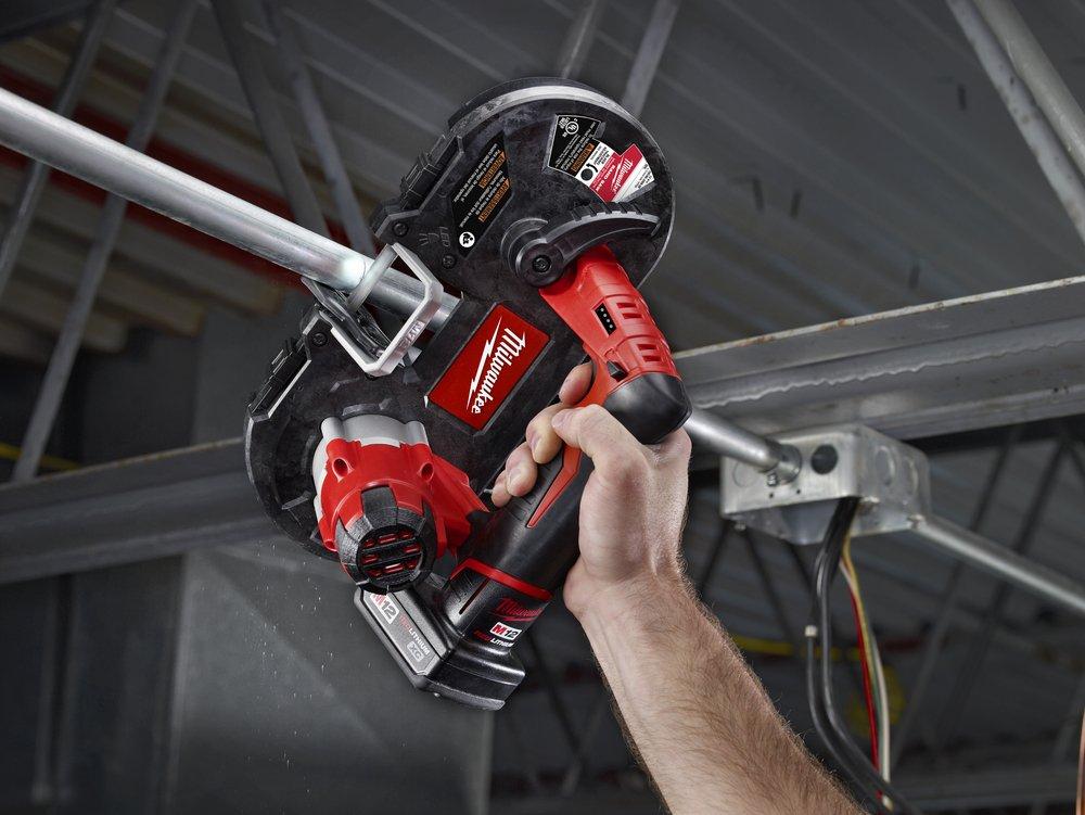 Milwaukee&reg; Red Cordless 12V Redlithium&trade; Band Saw 