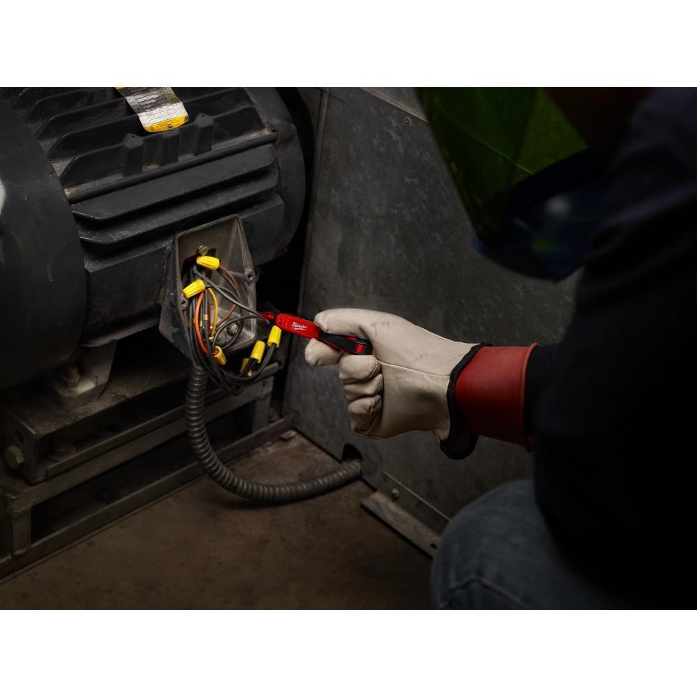 Milwaukee&reg; Red Voltage Detector 