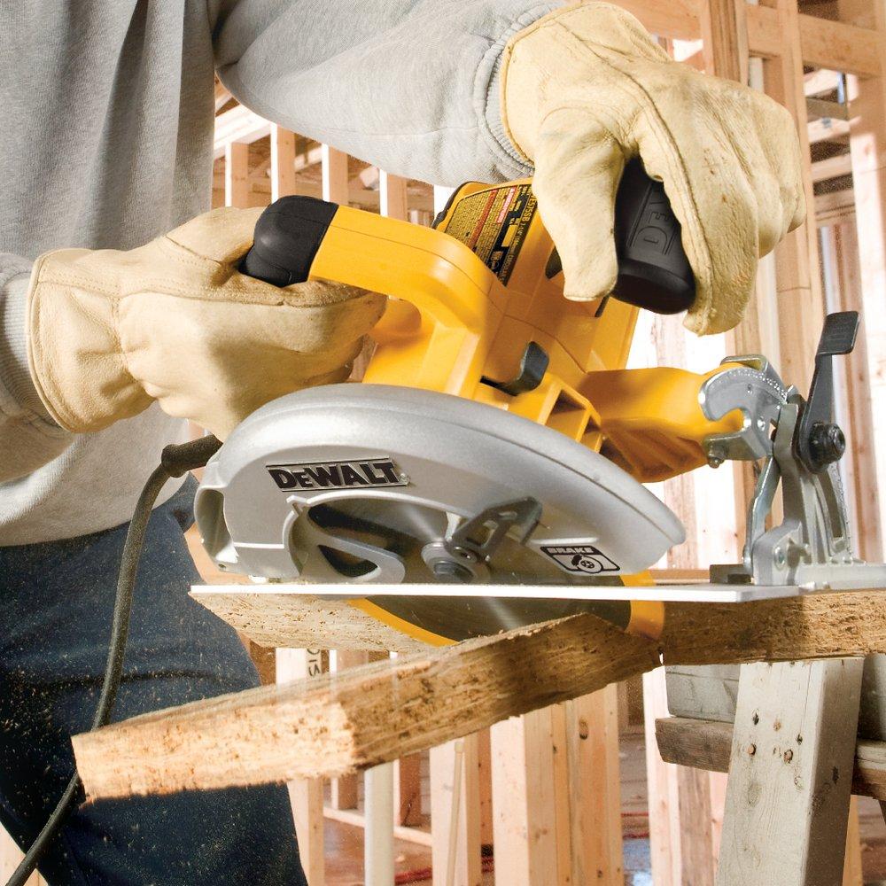 DEWALT Yellow Circular Saw with Brake 
