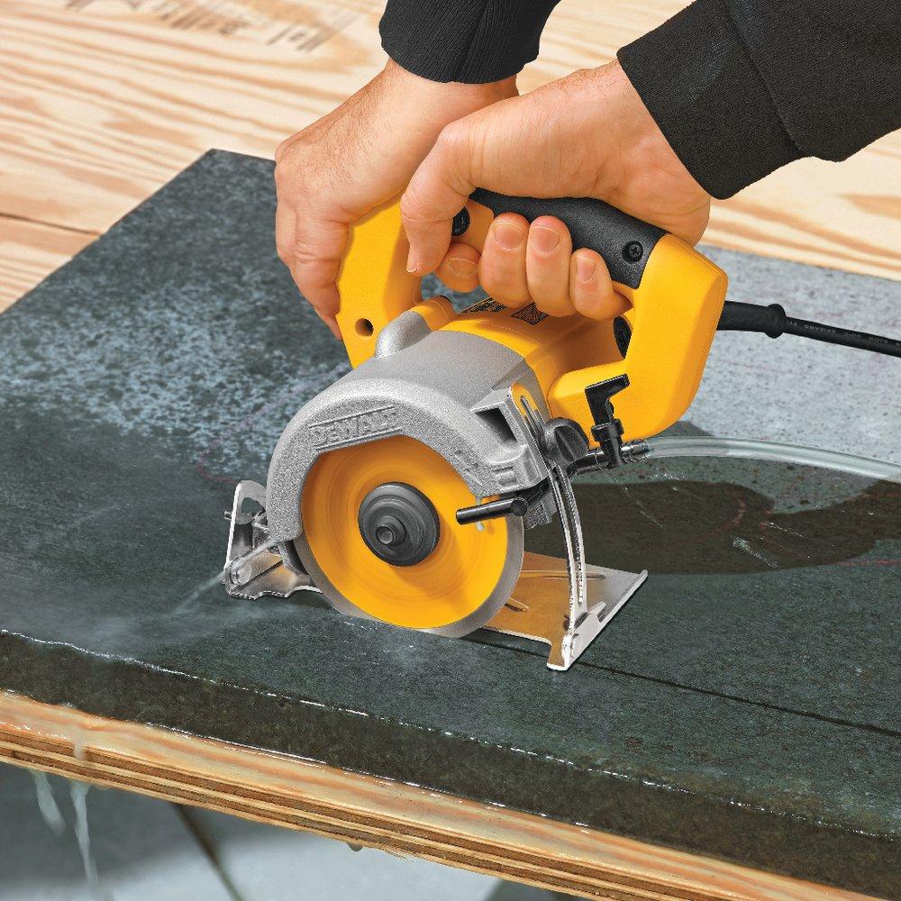 DEWALT Wet Tile Cutter with Blade 