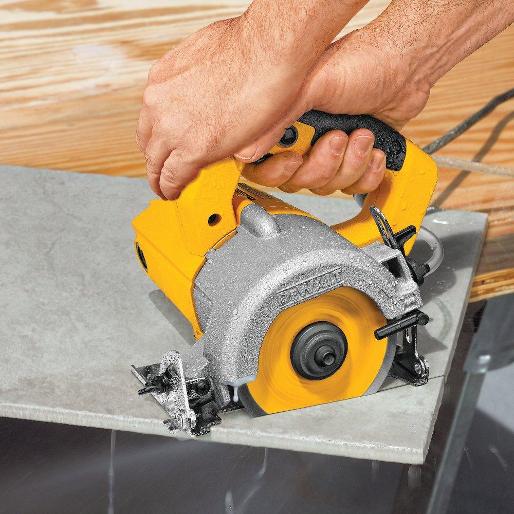 DEWALT Wet Tile Cutter with Blade 