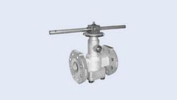 2 in. Alloy Steel 300 psi Flanged Wrench with Locking Device Plug Valve