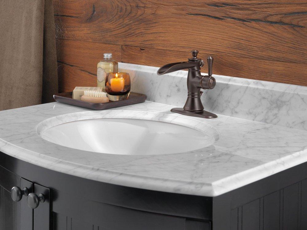 Delta Faucet Venetian Bronze Single Handle Centerset Bathroom Sink Faucet 