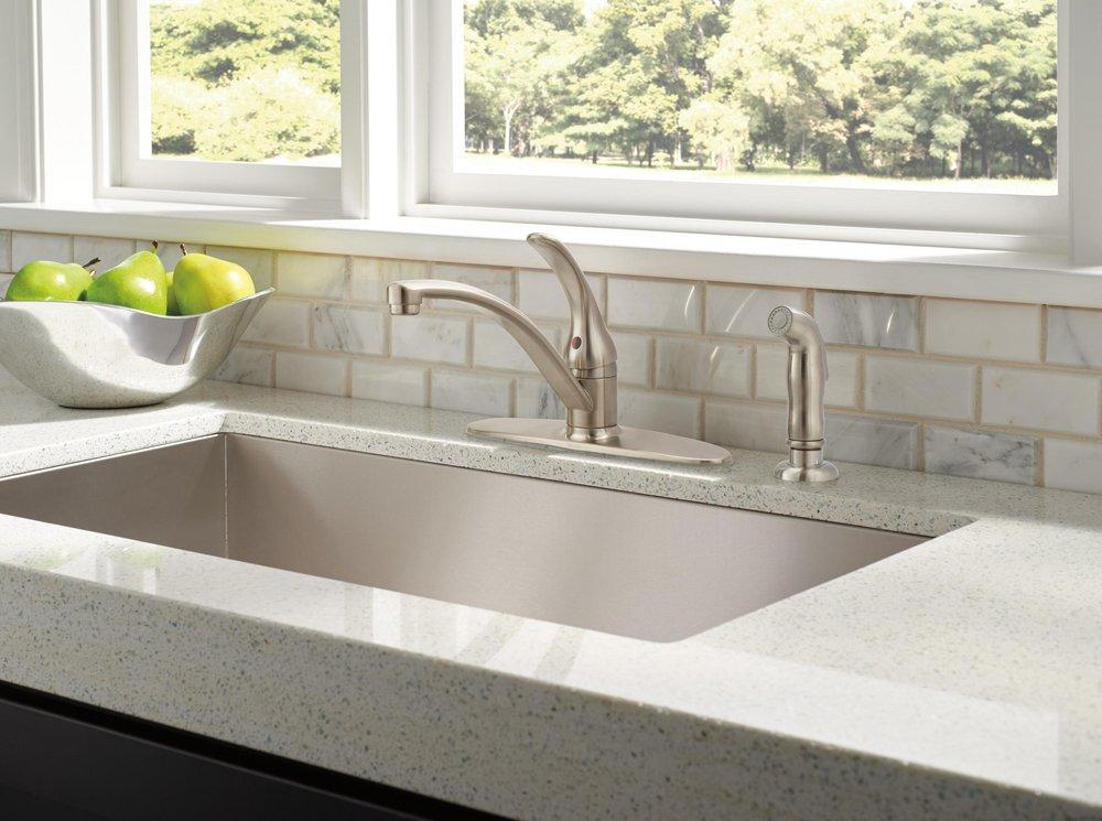 Delta Faucet Brilliance Stainless Single Handle Kitchen Faucet 