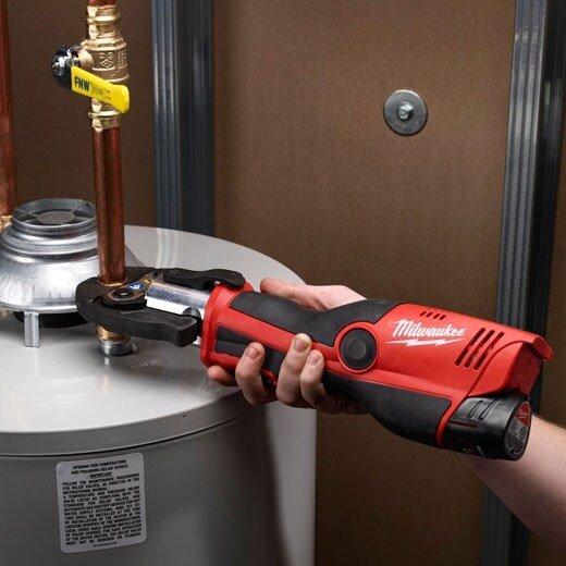 Milwaukee&reg; Red 0.5 - 1.25 in. Battery Press Tool 