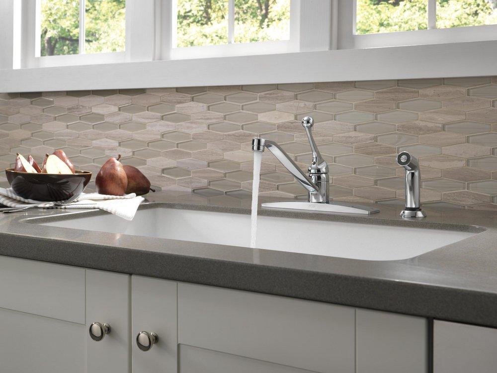 Delta Faucet Chrome Single Handle Kitchen Faucet 